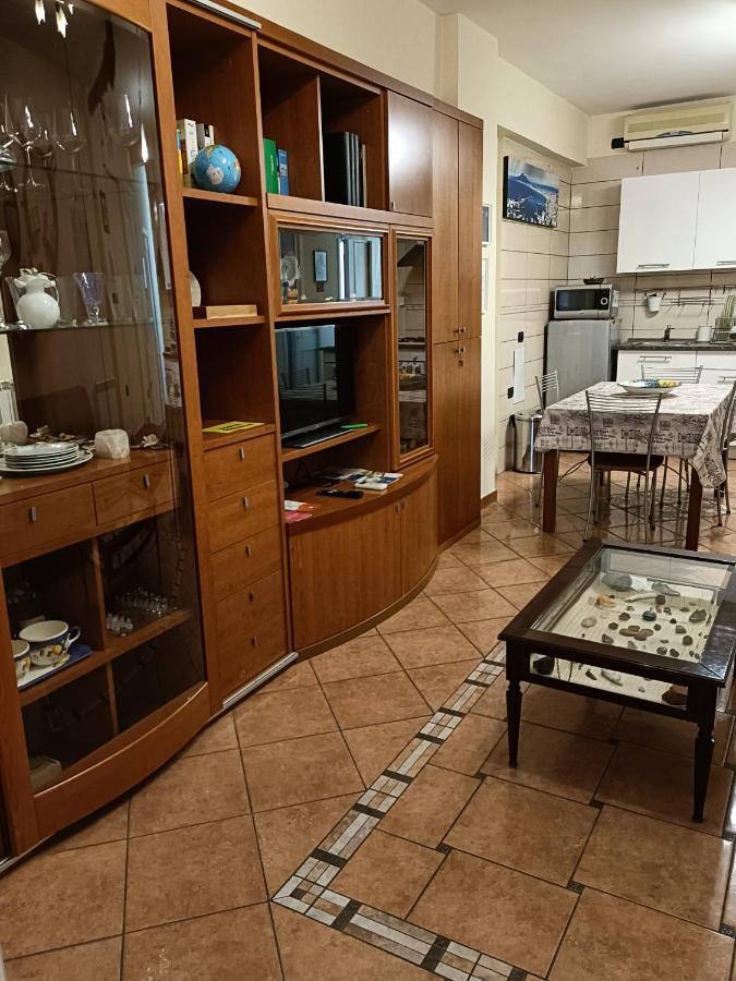 Domus Cornelia Leilighet Napoli Eksteriør bilde